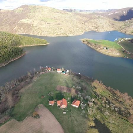 Uvac Griffon Villa Nova Varoš Esterno foto